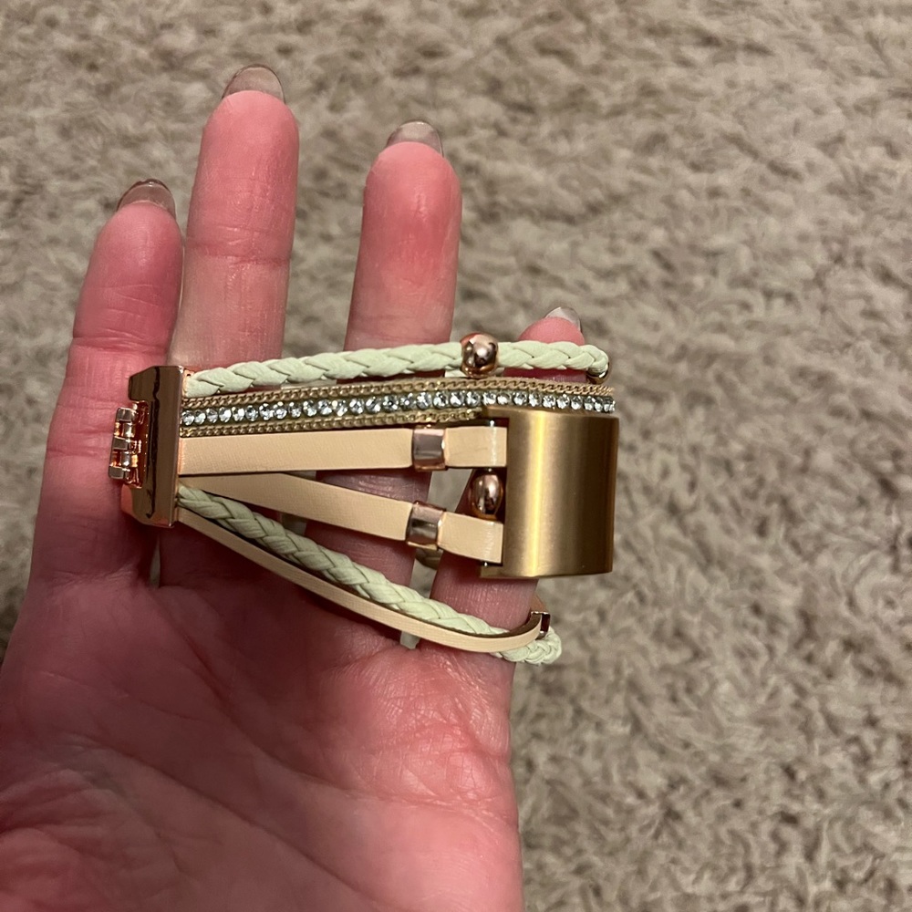 Rose gold and leather Fitbit band - got for the wrong one!
